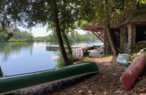 Star Lake Cottage | The Stone House: A Quiet, Sweet, Lakefront Respite