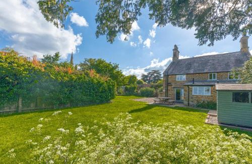 Medbourne House | The Stone House
