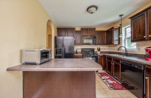 Fayetteville House | The Strickland Stopover