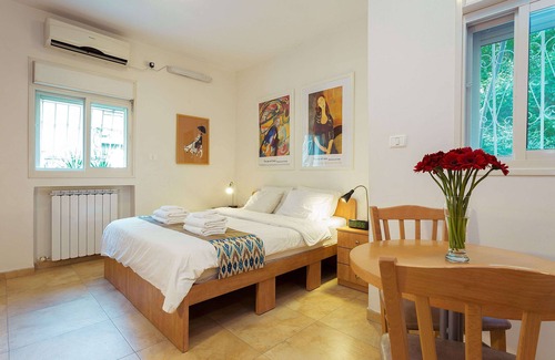 Emek Refaim Apartment | The studio apartment is all one needs for a short rent in Jerusalem