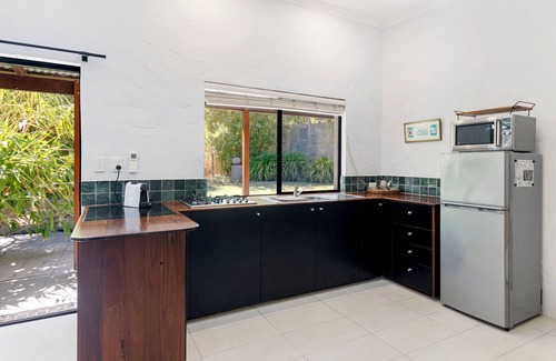 Gnarabup Apartment | The Studio @ Latitude 34: Beachside Bliss - Surf, Hike, Relax