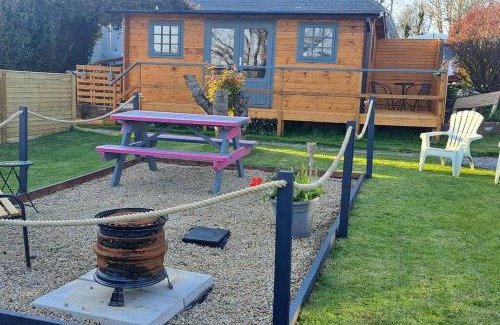 Clonroche Ski Chalet | The Stunning Log House