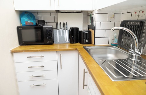 Aberdeen West End Apartment | The Summit Apartment Westend - Quiet and Cozy West end flat