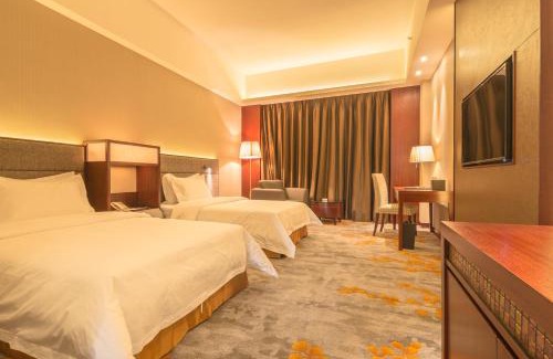 East District Hotel | The Summit Hotel