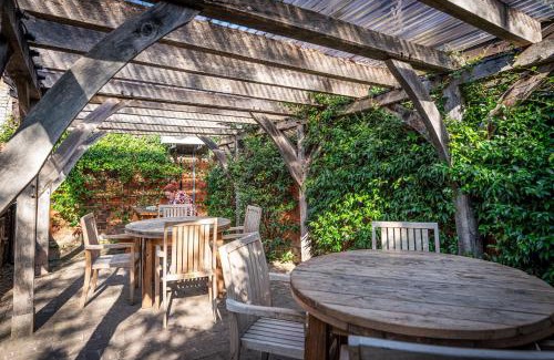 Faversham Hotel | The Sun Inn