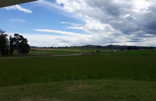 Waitaki District Cottage | The Sun set Cottage 5min from Oamaru or Kakanui