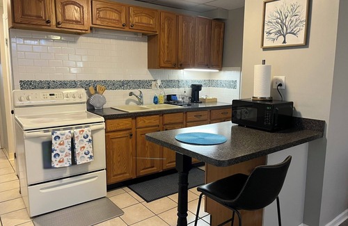Fairport Harbor Apartment | The Sunrise Suite. Charming lower level 1-bedroom apartment, in Fairport Harbor