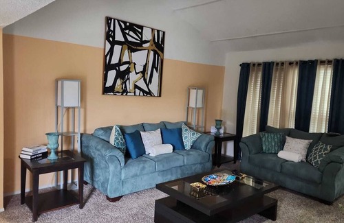 Addison Apartment | The Sweet Escape