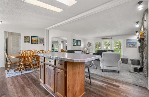 Sturgeon Bay House | The Sweet Retreat by Simple Life Rentals