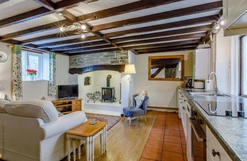 Muchelney House | The Tack Room - Uk30438