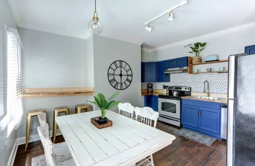 Beach Institute House | The Tea Olive - A, Fresh | Updated | Dog-Friendly