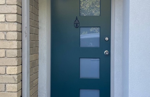 Kilmore House | The Tee House is conveniently located in Kilmore township next to Golf Course.