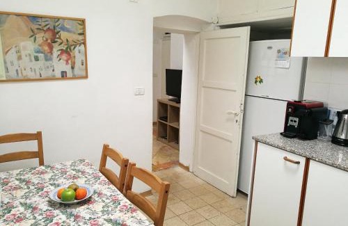 Emek Refaim Apartment | The Templer Apartment
