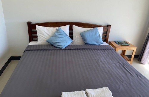 Phongprasan Hotel | The Theatre Villa