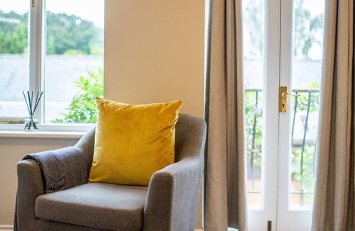 New Forest District Hotel | The Three Lions