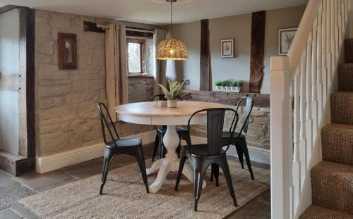 Kington House | The Threshing Barn at Penrhos Court