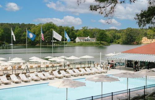 Irvington Resort | The Tides Inn