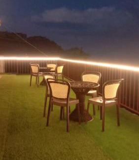 Khattalwada Apartment | The Tikker 3 BH Appartment In Kufri