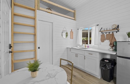 Apache Shores Cabin | The Tiny Oasis: Luxe Stay with Deck & Private Pool