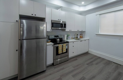 Brantford Apartment | The Tired Traveller Inn