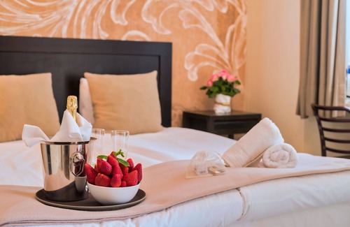 Marbella City Centre Hostel | The Town House - Adults Only