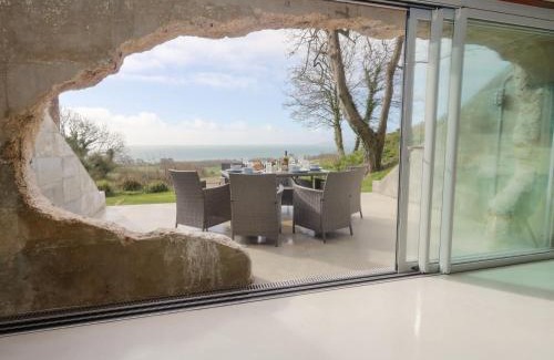 Osmington House | The Transmitter Bunker
