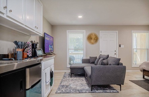 Columbus Apartment | The Travelers Studio Columbus