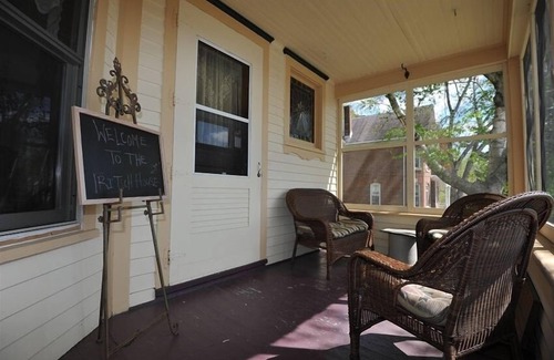 Alma House | The Tritsch House -Beautifully Restored Queen Anne Alma WI - Central Air