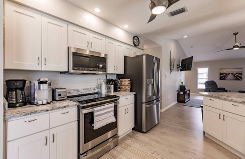 Deep Creek House | The Tropical House - heated pool/3 bed, 2 bath