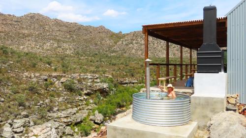 Op-die-Berg Apartment | The Trout Pod