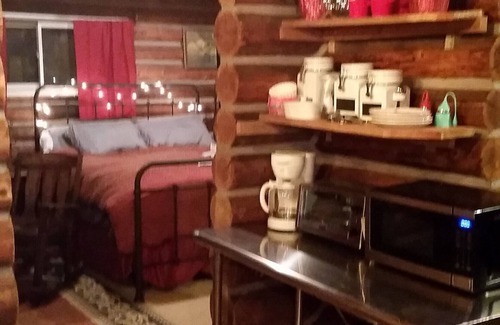 Leavenworth Cabin | The Trout Shack on the banks of the Wenatchee River
