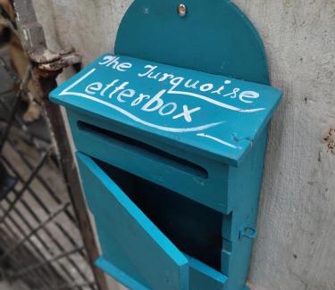 Kolkata Apartment | The Turquoise Letterbox - Twin at Central