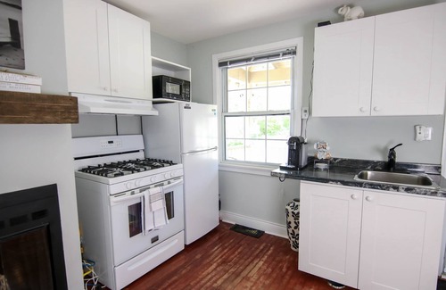 Bracebridge Apartment | The Tuxedo Suite | The Jypsy Inn