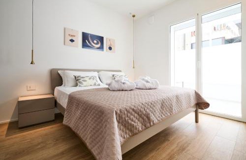 Riccione Villa | The Twins 1 Luxury Ceccarini - Lungomare parcheggio privato