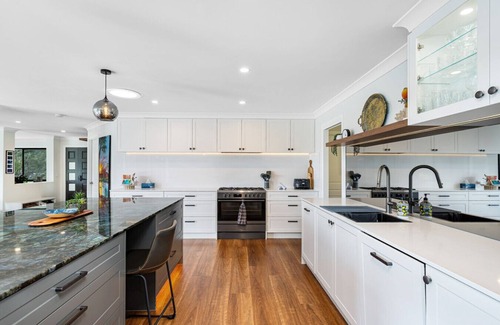 Gold Coast House | The Valley Hideaway Luxury Retreat