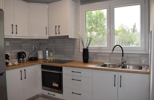 Giannades House | The Valley House