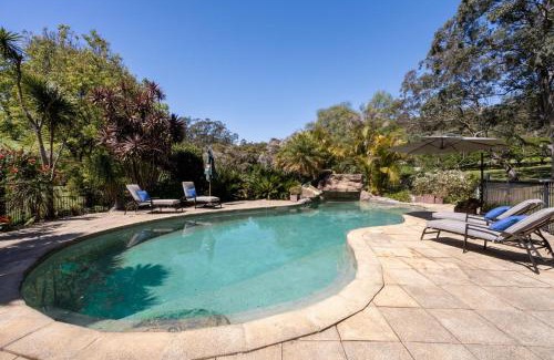 Mardi House | The Valley Way Luxury Estate