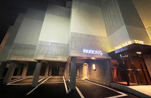 Suyeong-Gu Hotel | The Van Stay