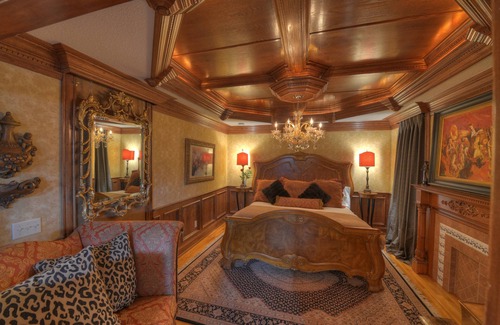 Downtown Bed & Breakfast | The Victoria B & B