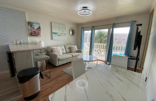 Galveston Apartment | The Victorian Condo/Hotel
