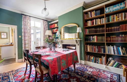 York House | The Victorian House - child and dog friendly, free parking