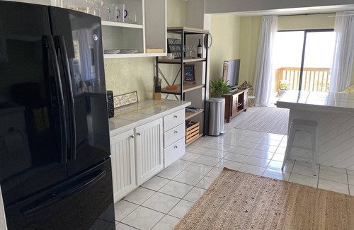 Estate Frenchman Bay Apartment | The View 2💦 🌴 🌞