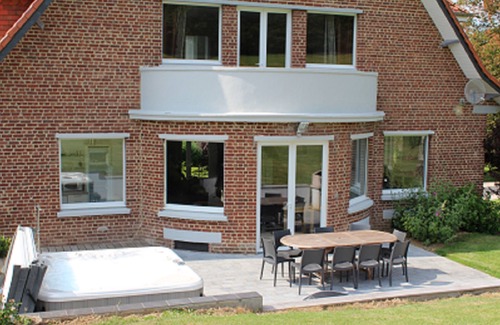 Loison-sur-Crequoise Villa | The Villa des Groseillers with private Spa and rustic golf course of 5 holes