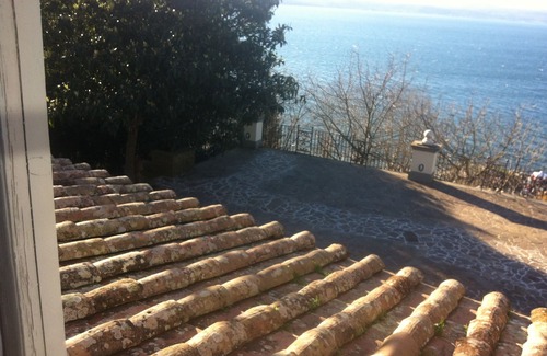 Lake Bracciano Cottage | The Villa of Augustus with a prestigious view of Lake Bracciano, 30 km from Rome