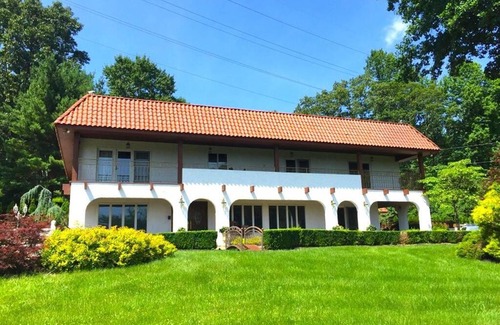 Changewater Villa | The Villa @ The View Lane Estate Buena Vista
