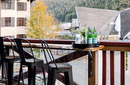 Olympic Valley Condo | The Village at Palisades Tahoe Bldg 1 - Chic Condo with Prime View