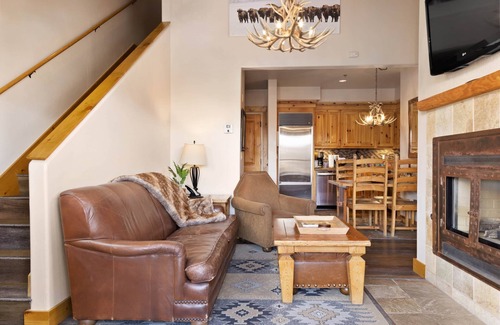 Mountain Village Condo | The Village Basecamp: Ski, Soak, Sip | 2bd/2bth