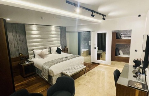 Naxxar Hotel | The Village Boutique & Spa