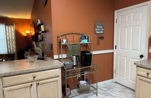 Sanibel House | The Villages FL Community w/Elec. Golf Cart. Restaurants, Shopping & Hospitals.