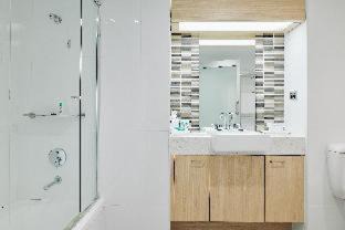Townsville Hotel | The Ville Resort - Casino